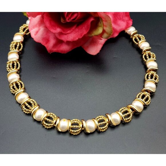 Beautiful Gold Tone Faux Pearl Bead Collar Necklace Hook Clasp Vintage Look 18" - Picture 1 of 8